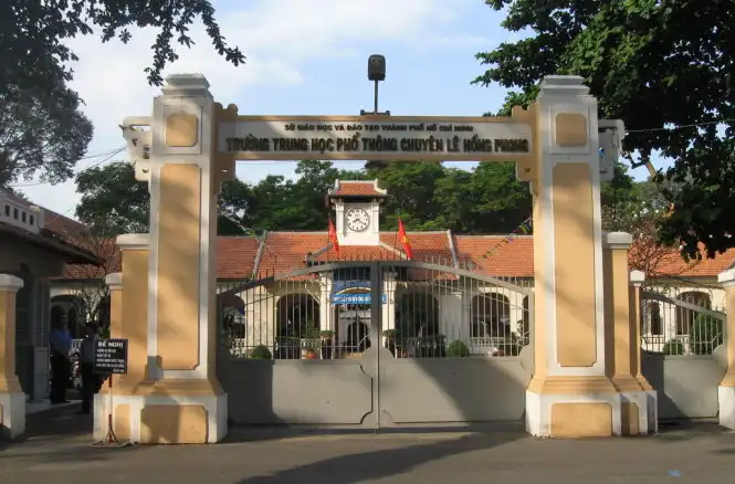 Trường Pétrus Ký